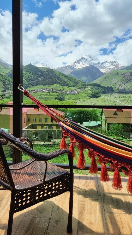 Готель North Kazbegi Екстер'єр фото