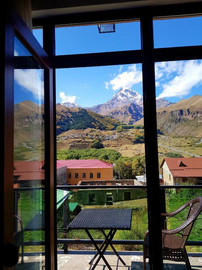 Готель North Kazbegi Екстер'єр фото