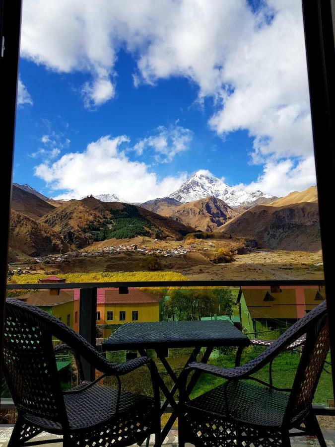Готель North Kazbegi Екстер'єр фото